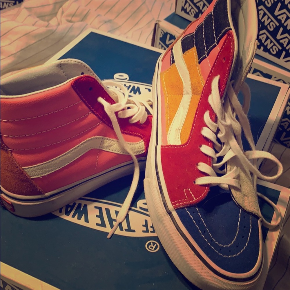 Vans SK8 high tops. LIKE NEW
